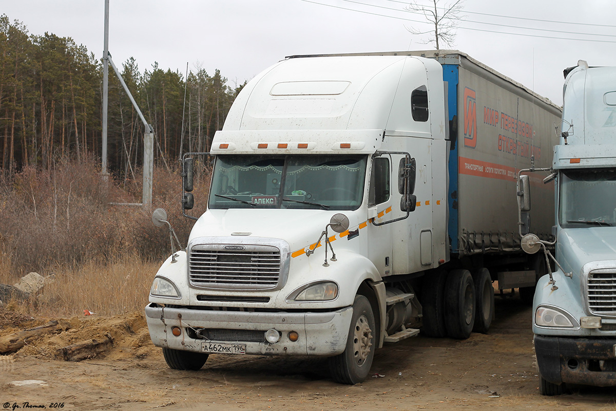 Свердловская область, № А 462 МК 196 — Freightliner Columbia