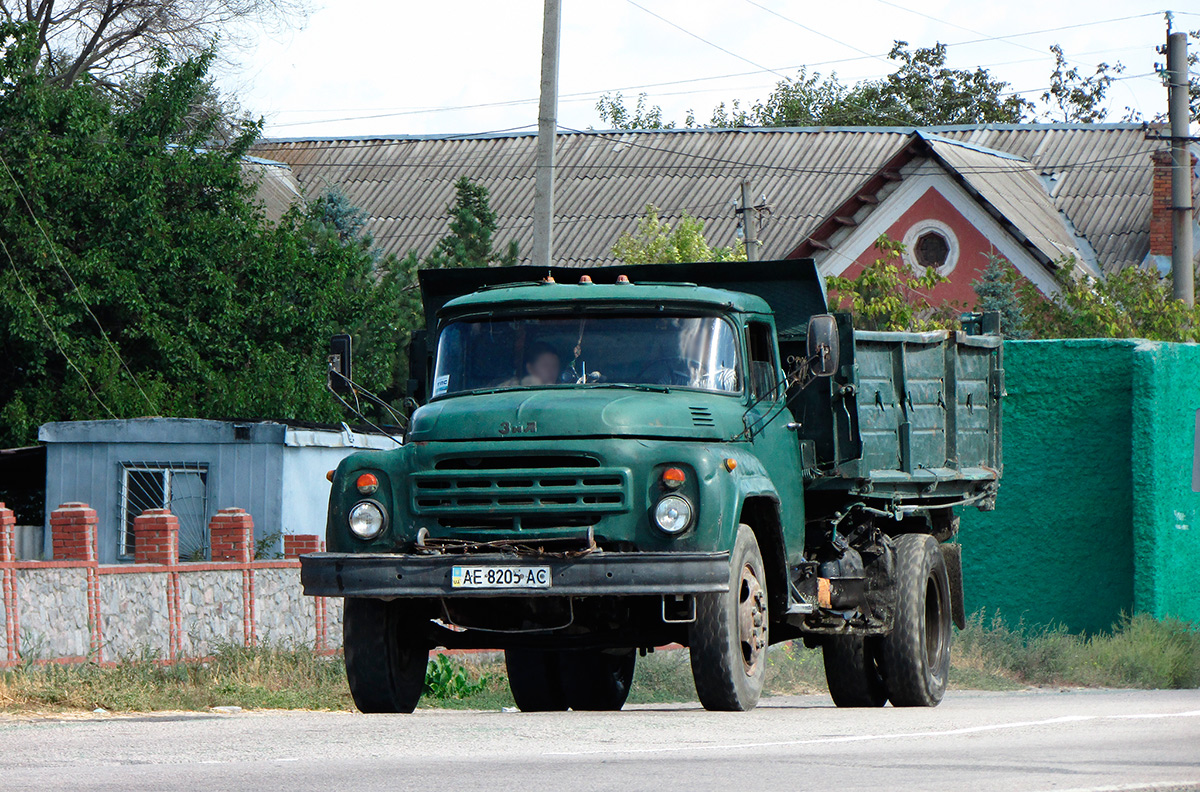 Днепропетровская область, № АЕ 8205 АС — ЗИЛ-130Б2