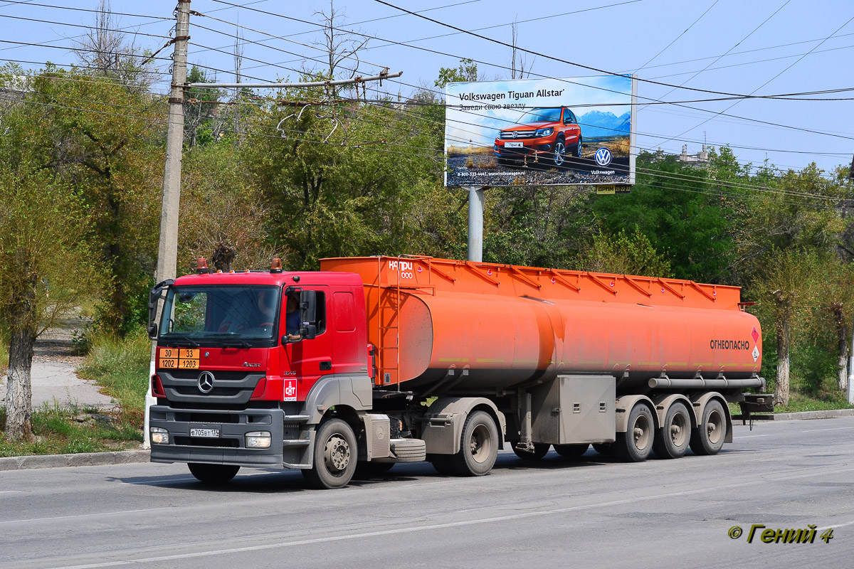 Волгоградская область, № В 705 ВТ 134 — Mercedes-Benz Axor 1840 [Z9M]