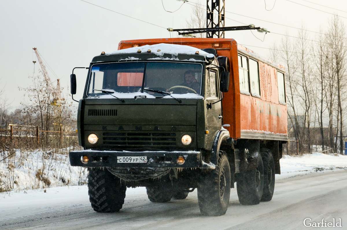 Кемеровская область, № С 009 УР 42 — КамАЗ-43101