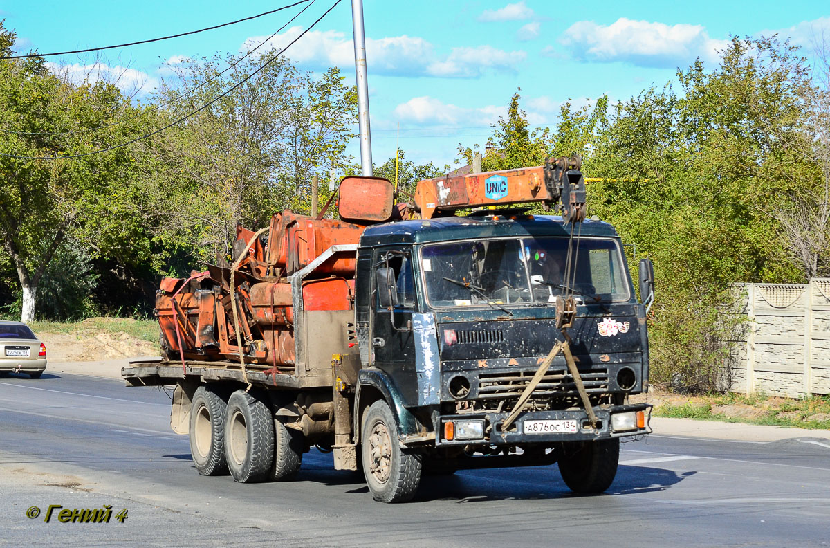 Волгоградская область, № А 876 ОС 134 — КамАЗ-53212