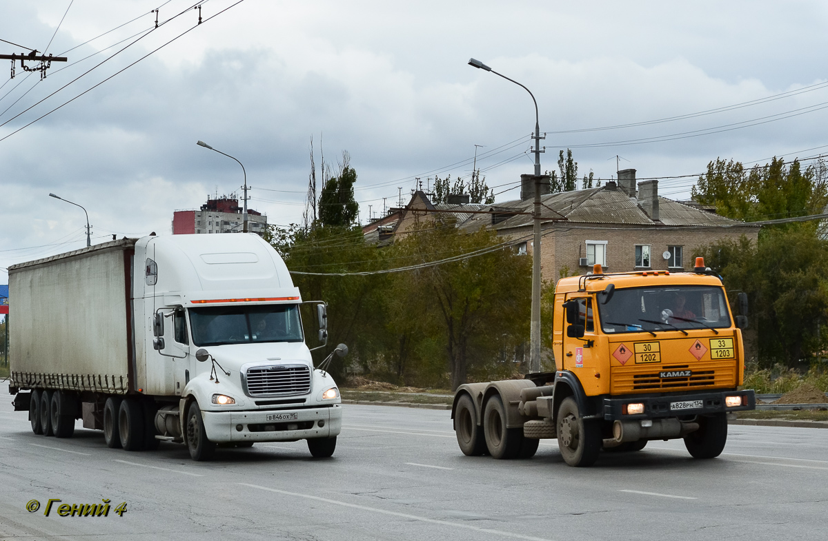 Чечня, № В 846 ОХ 95 — Freightliner Columbia; Волгоградская область, № А 828 РН 134 — КамАЗ-65116-62