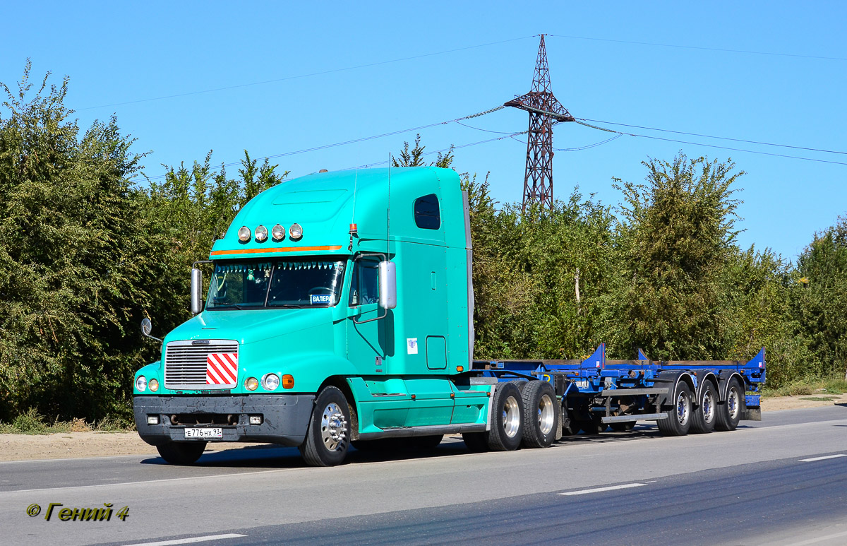 Краснодарский край, № Е 776 НХ 93 — Freightliner Century Class