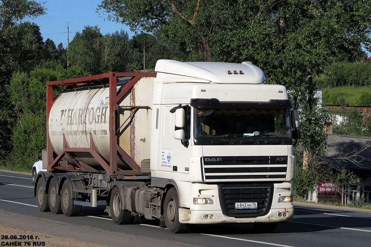 Ярославская область, № Х 842 АН 76 — DAF XF105 FT