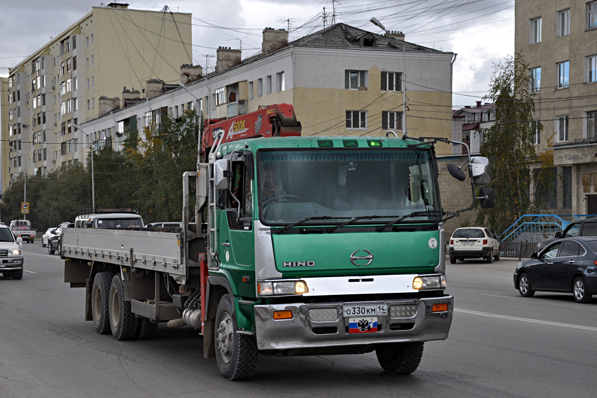 Саха (Якутия), № О 330 КМ 14 — Hino Profia