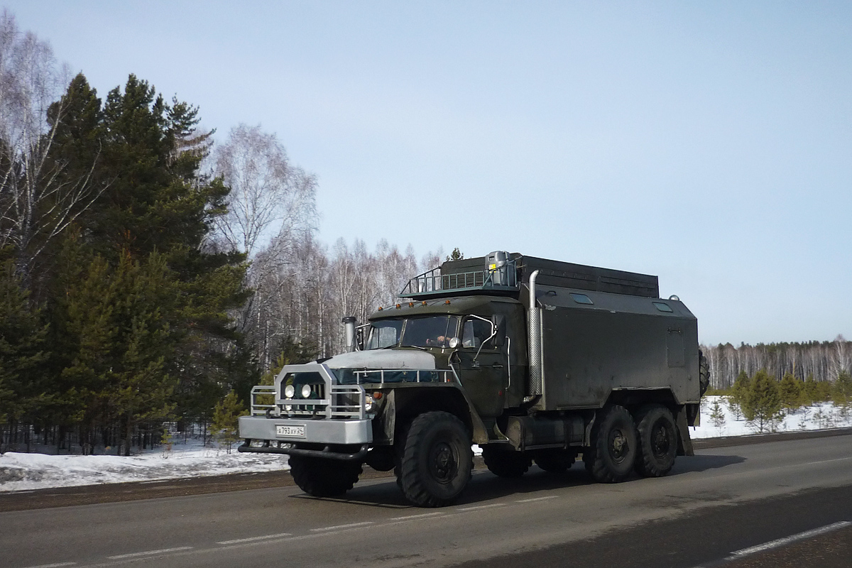 Красноярский край, № А 793 ХУ 24 — Урал-4320-01