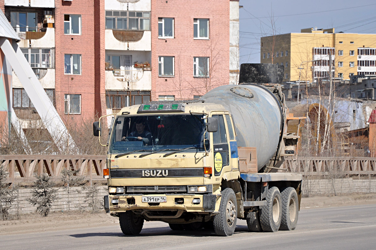 Саха (Якутия), № А 391 ЕР 14 — Isuzu V305