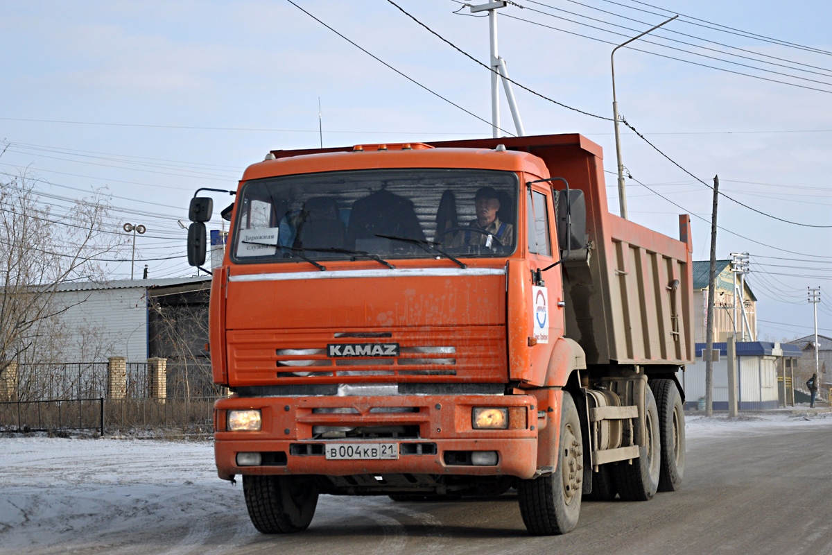 Чувашия, № В 004 КВ 21 — КамАЗ-6520-06 [65200F]