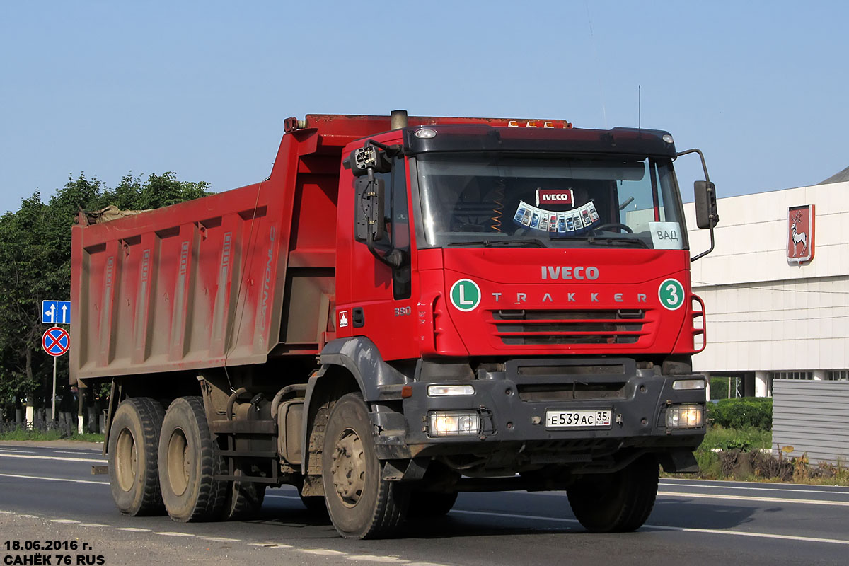 Вологодская область, № Е 539 АС 35 — IVECO Trakker ('2004)