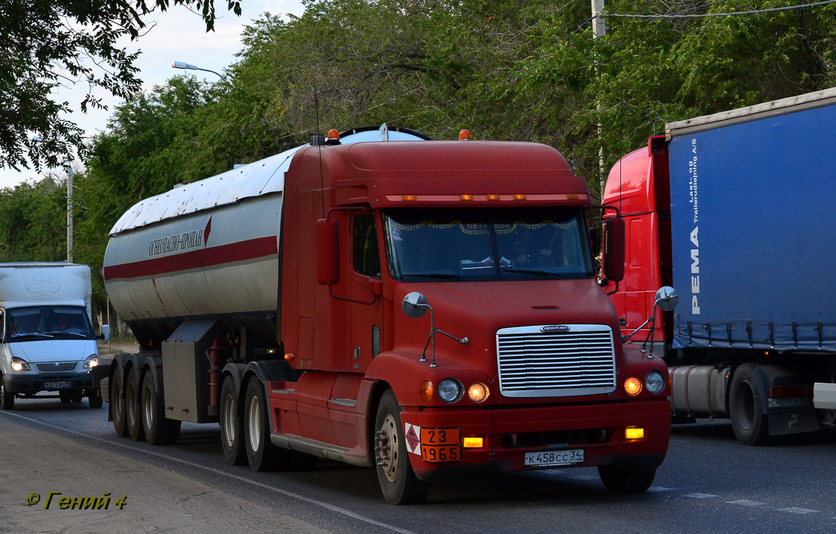 Волгоградская область, № К 458 СС 34 — Freightliner Century Class