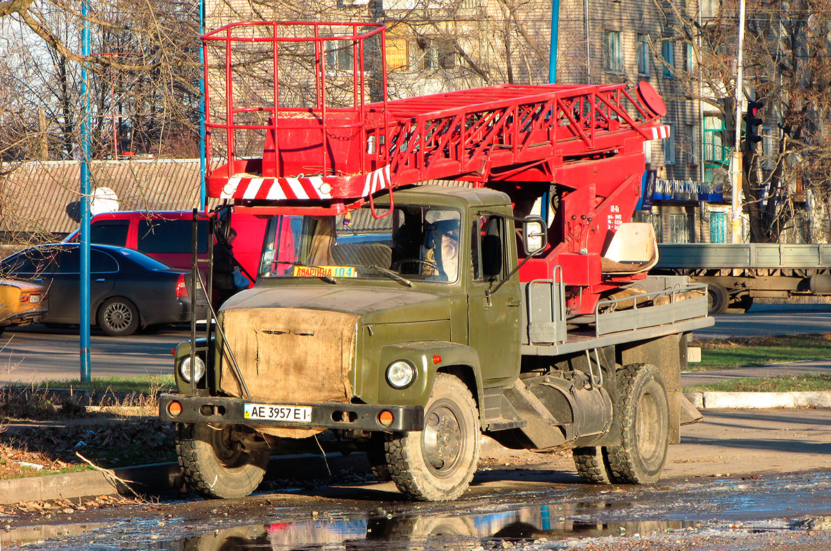 Днепропетровская область, № АЕ 3957 ЕІ — ГАЗ-3307