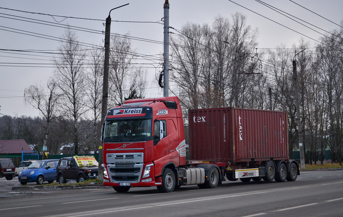 Латвия, № 1235 — Volvo ('2012) FH.460