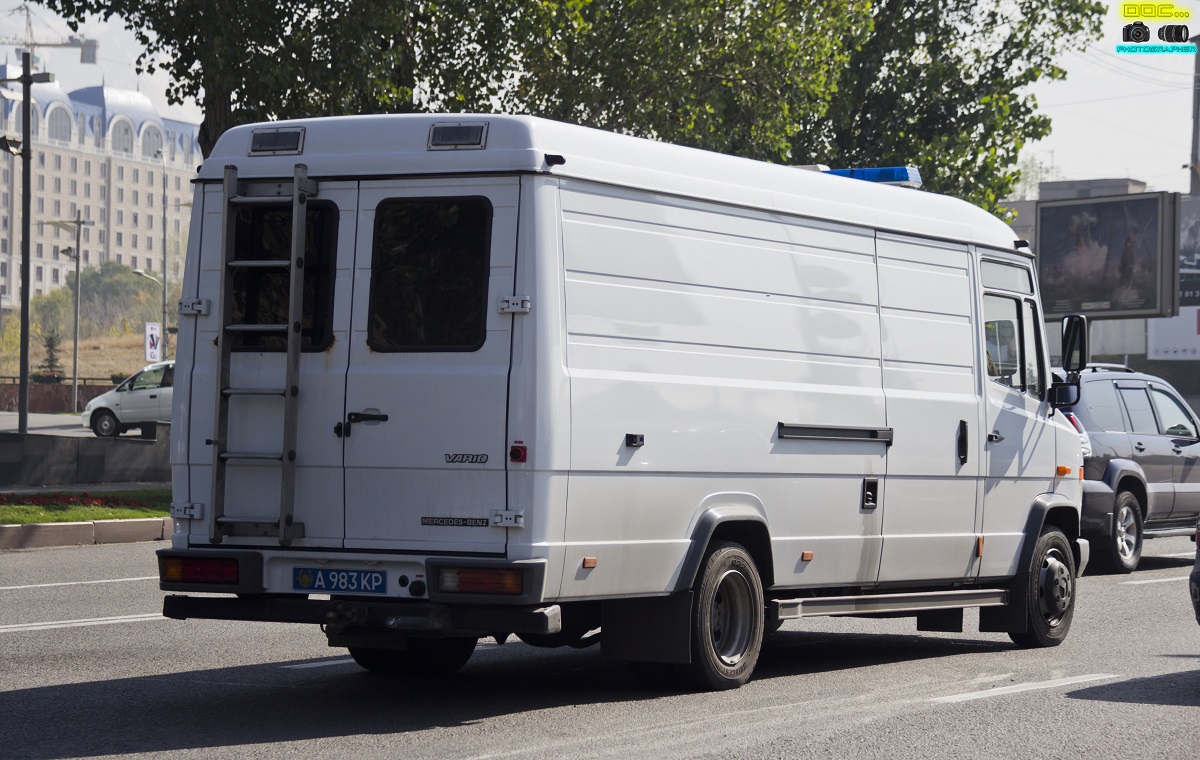 Алматы, № A 983 KP — Mercedes-Benz Vario (общ.м)