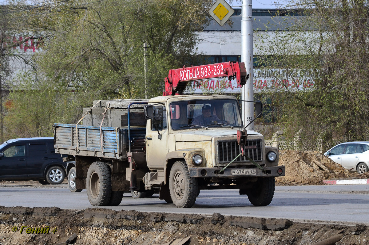 Волгоградская область, № Р 674 ВУ 34 — ГАЗ-3307