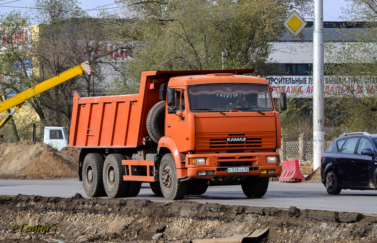 Волгоградская область, № С 028 ХА 34 — КамАЗ-6520 [652000]