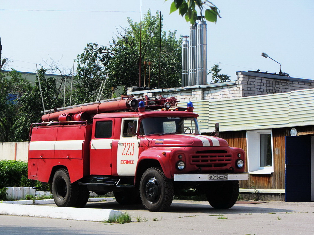 Нижегородская область, № Е 016 СХ 52 — ЗИЛ-130