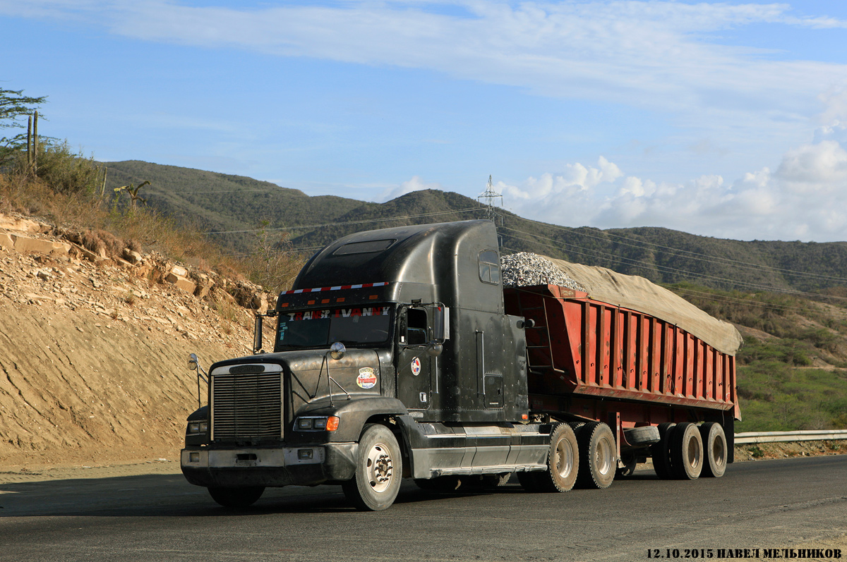 Доминиканская Республика, № (DO) U/N 0023 — Freightliner FLD 120