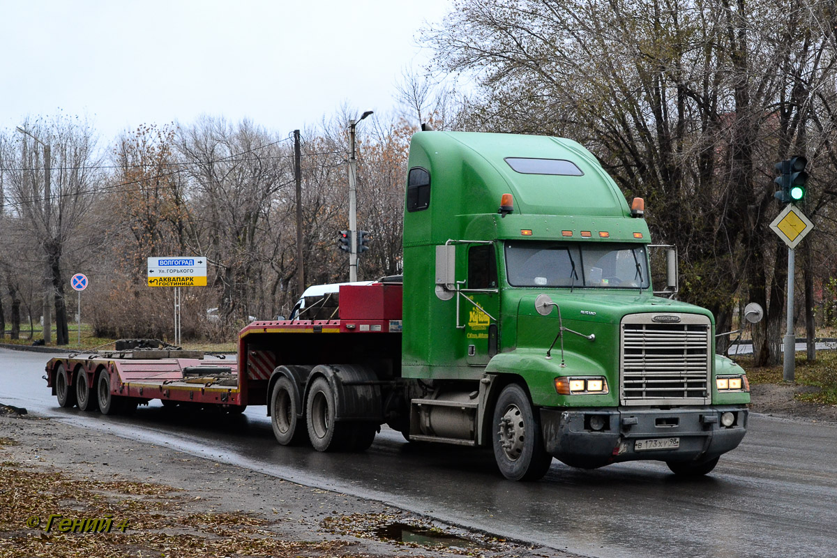 Санкт-Петербург, № В 173 ХУ 98 — Freightliner FLD 120