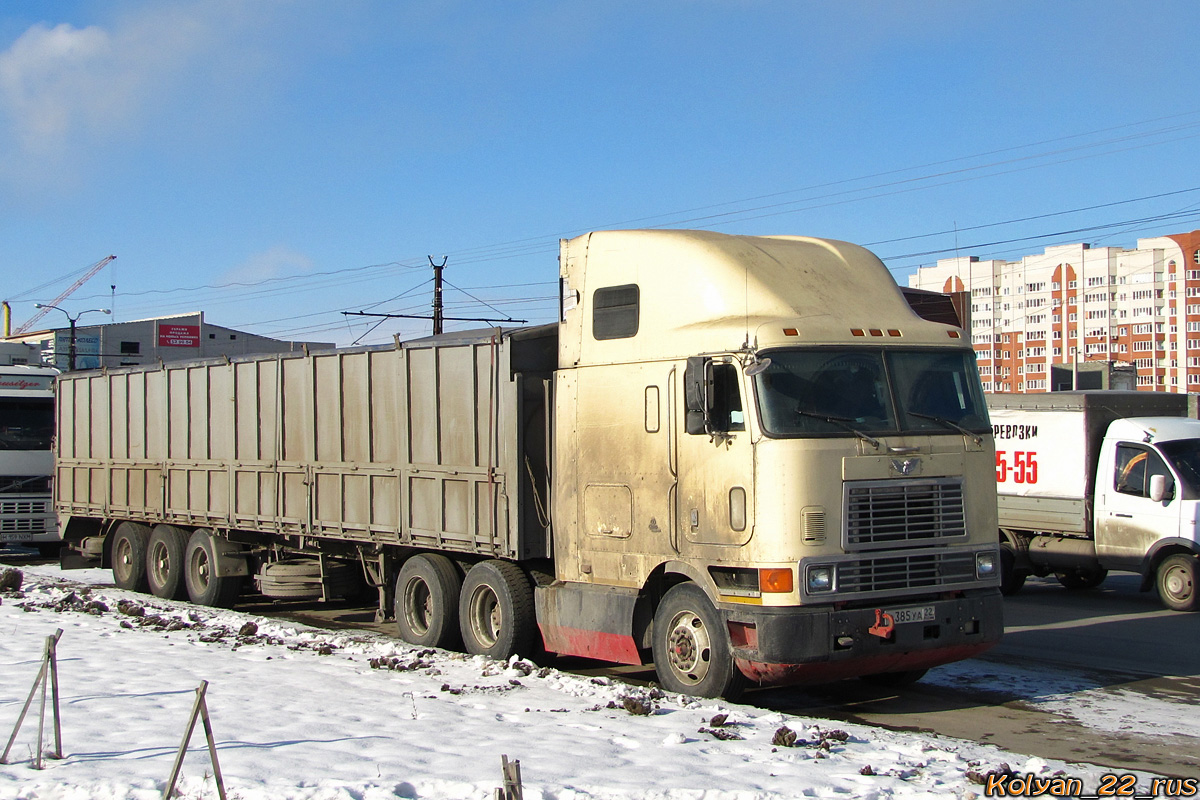 Алтайский край, № О 385 УА 22 — International 9800