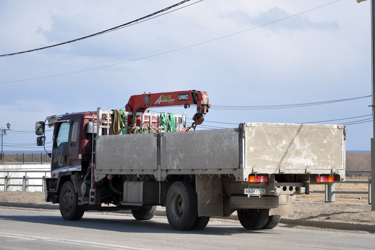 Саха (Якутия), № У 654 КО 14 — Isuzu Forward (общая модель)