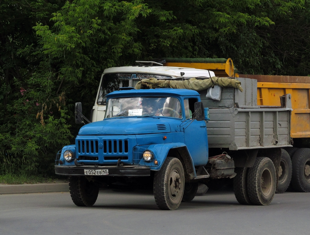 Калужская область, № Е 052 ЕВ 40 — ЗИЛ-130Д1