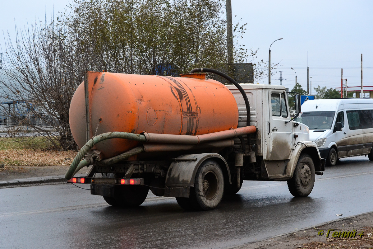 Волгоградская область, № Р 605 ВУ 34 — ЗИЛ-433362