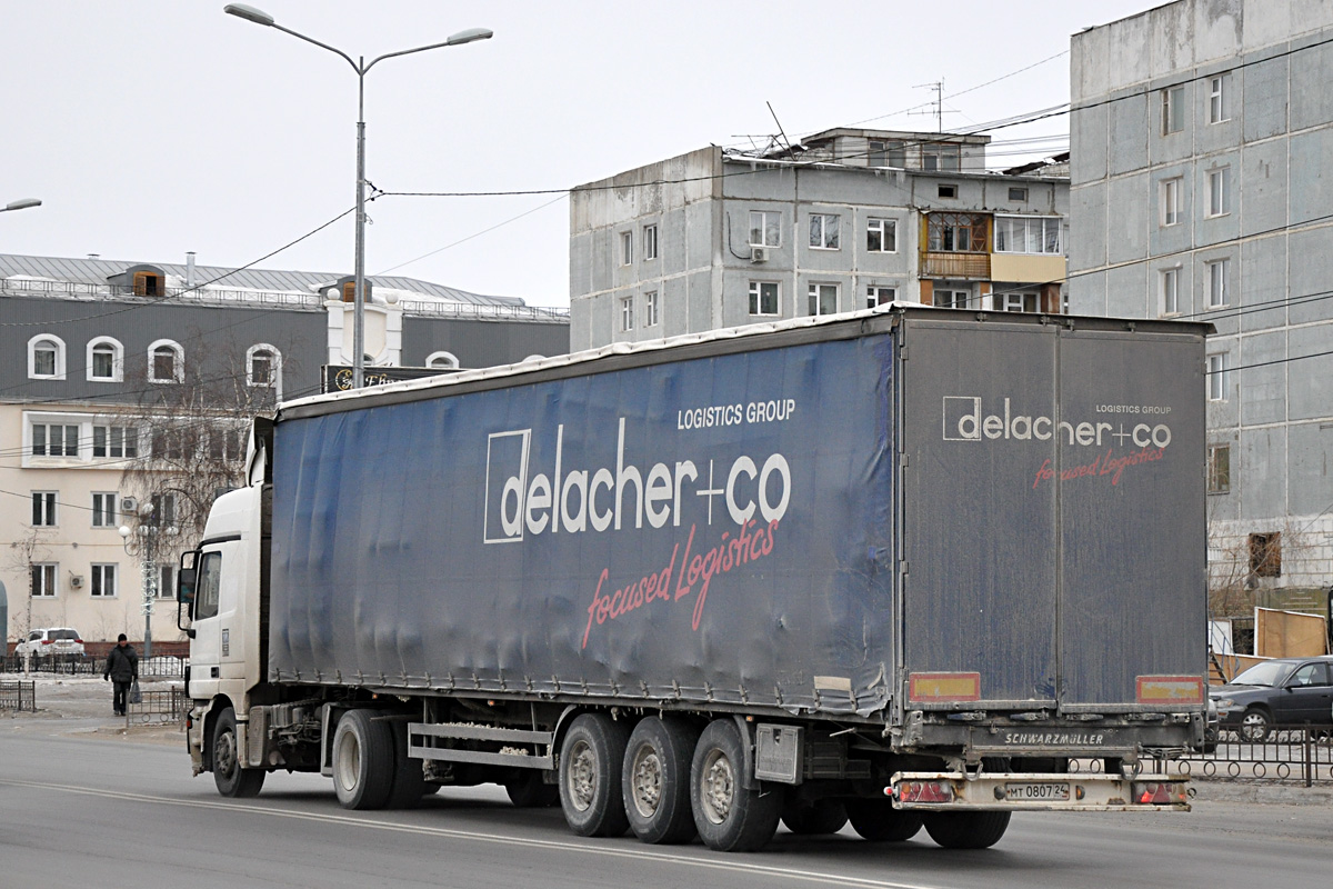 Нижегородская область, № Т 194 УЕ 52 — Mercedes-Benz Actros ('1997)