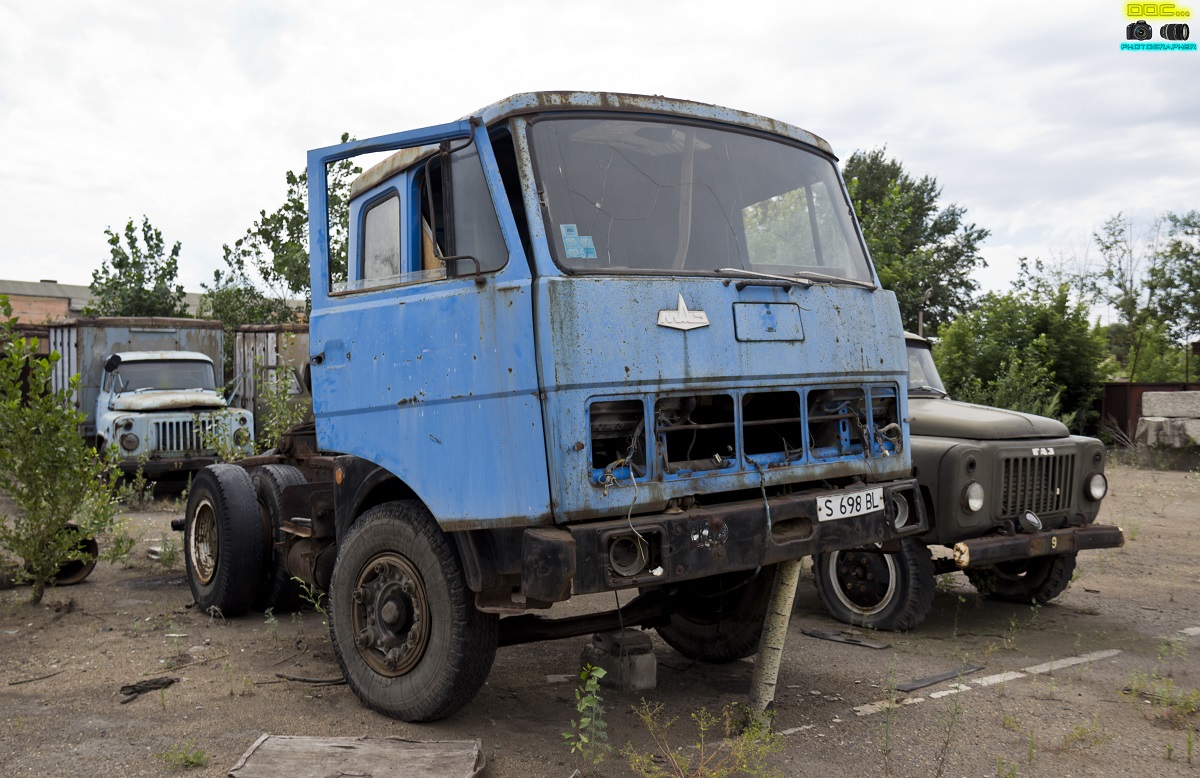 Павлодарская область, № S 698 BL — МАЗ-5432 (общая модель)