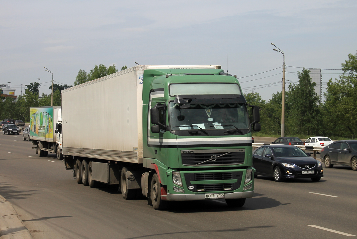 Новосибирская область, № Е 607 ВА 154 — Volvo ('2008) FH.440