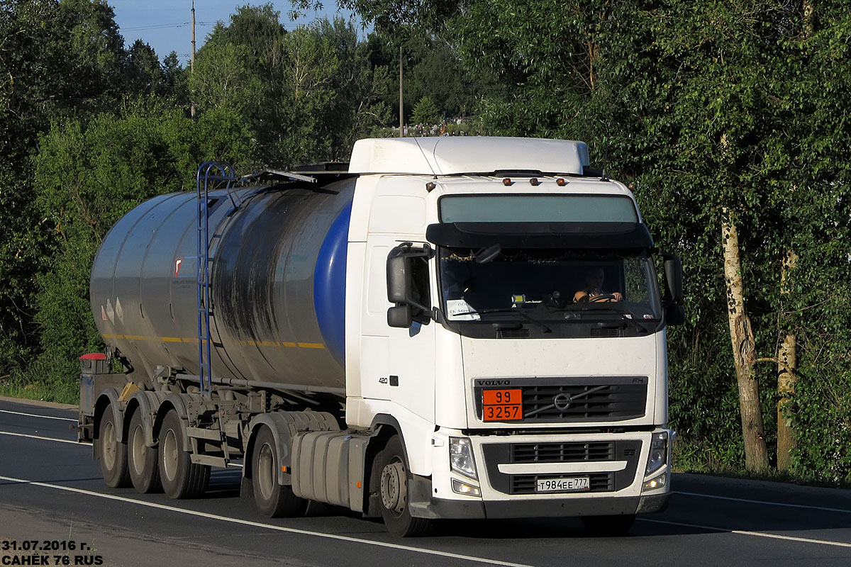 Москва, № Т 984 ЕЕ 777 — Volvo ('2008) FH.420