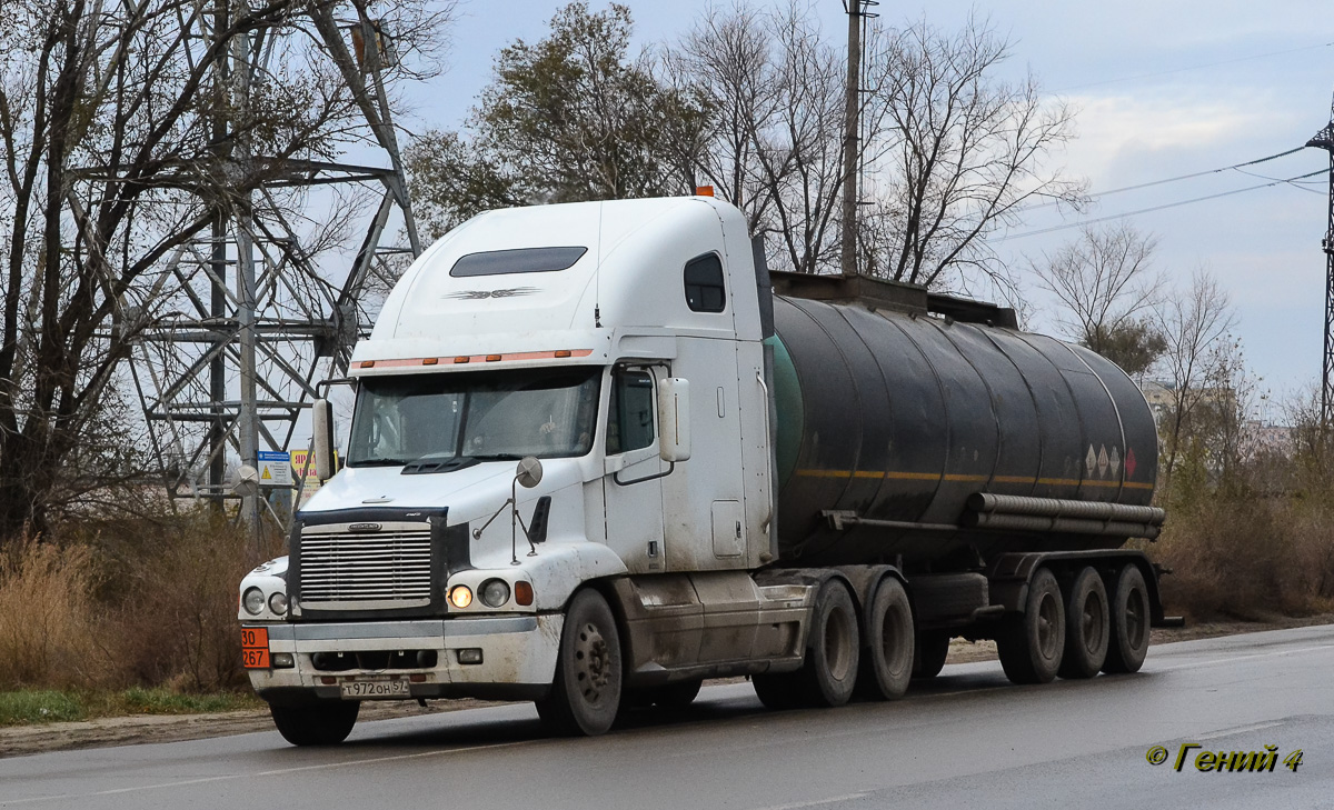 Орловская область, № Т 972 ОН 57 — Freightliner Century Class