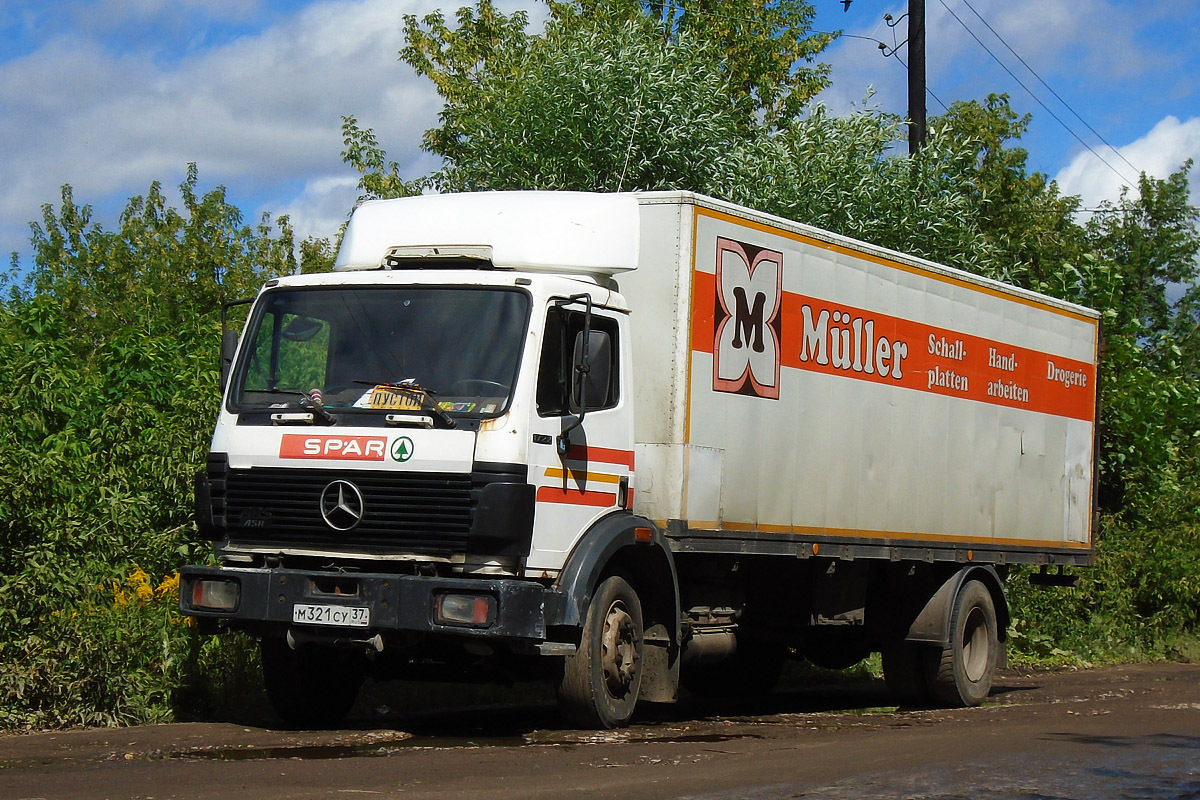 Ивановская область, № М 321 СУ 37 — Mercedes-Benz SK 1722