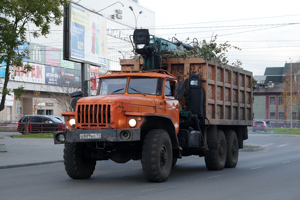 Архангельская область, № О 881 ВО 11 — Урал-4320-40