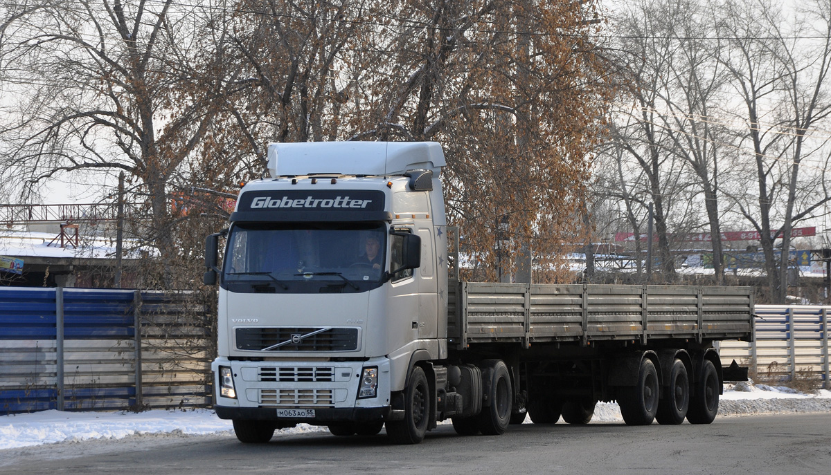 Омская область, № М 063 АО 55 — Volvo ('2002) FH12.420