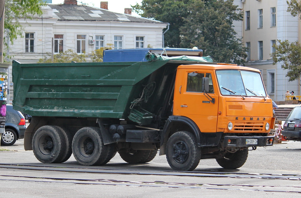 Одесская область, № ВН 2059 СА — КамАЗ-5511