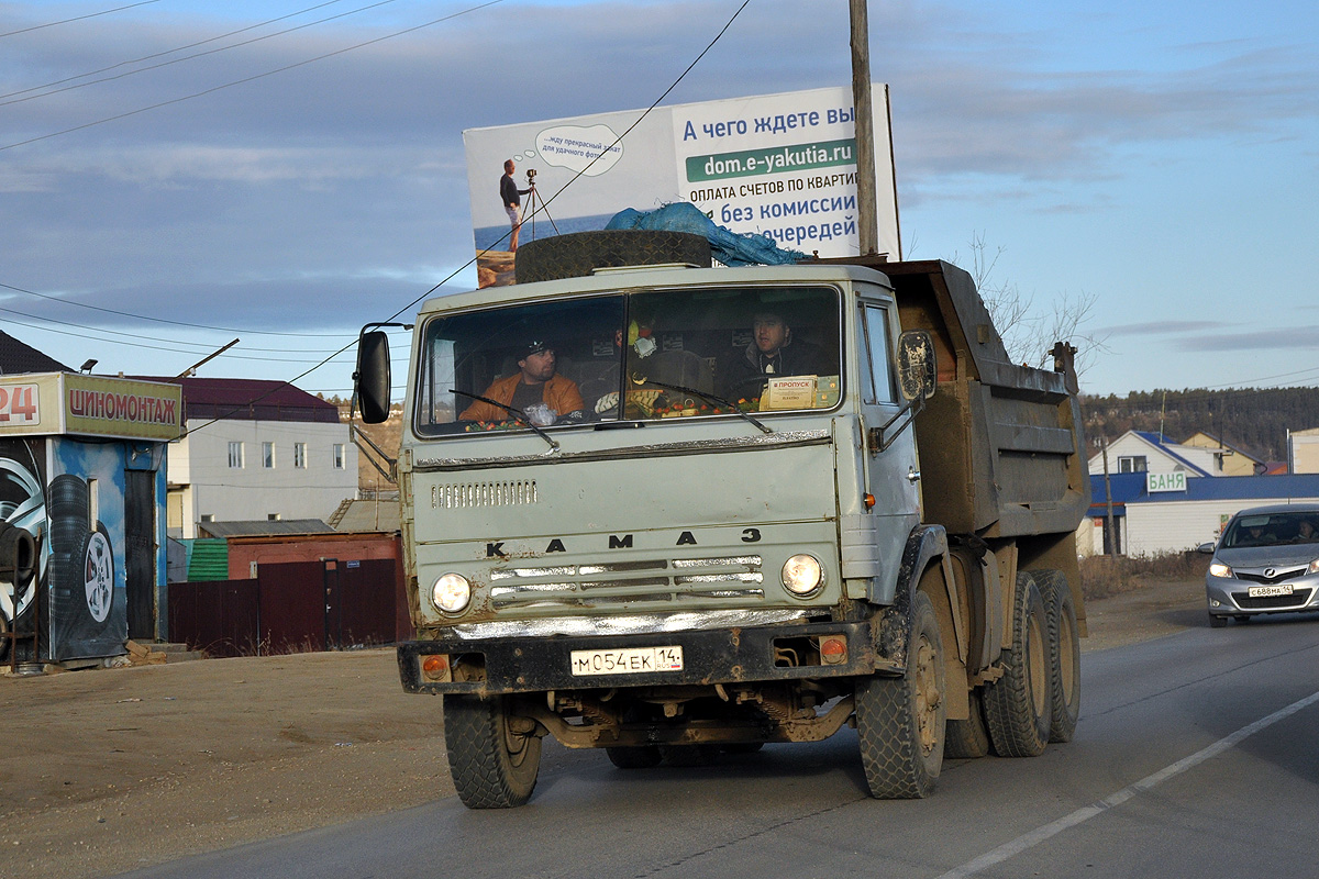 Саха (Якутия), № М 054 ЕК 14 — КамАЗ-55111 [551110]