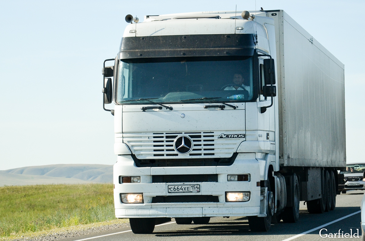 Новосибирская область, № С 664 ХЕ 154 — Mercedes-Benz Actros ('1997)