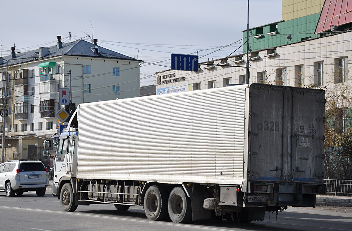 Саха (Якутия), № М 620 СС 14 — Hino Profia