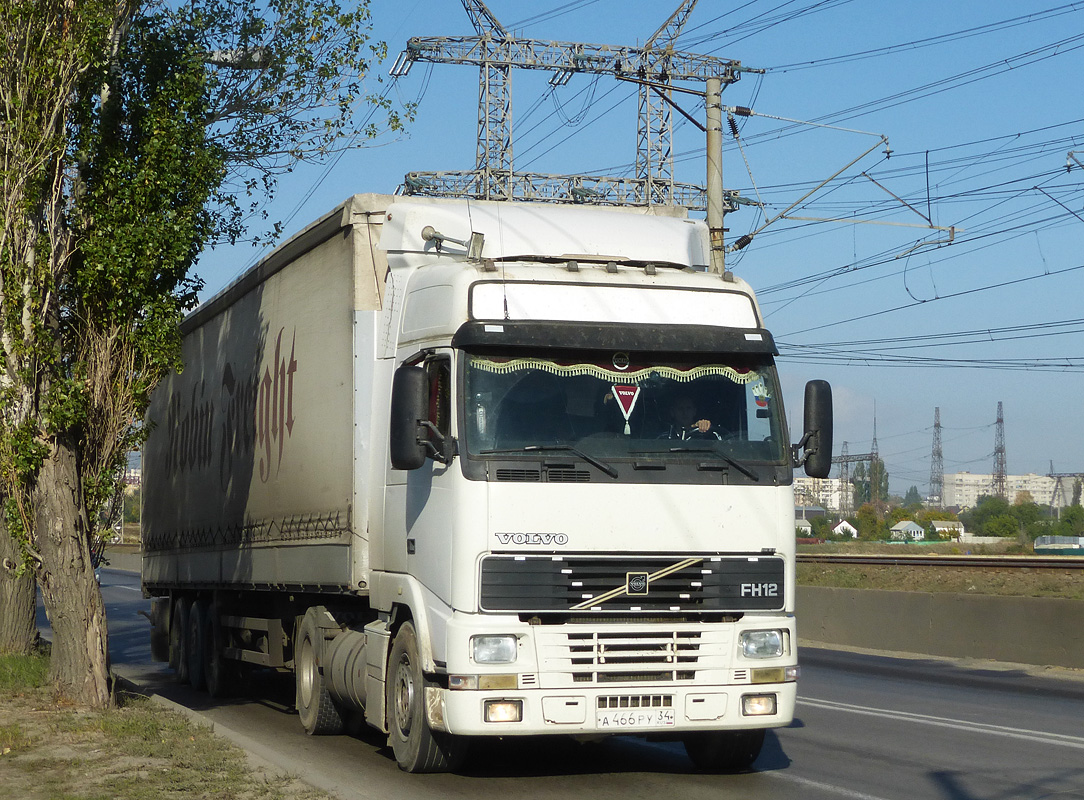 Волгоградская область, № А 466 РУ 34 — Volvo ('1993) FH12.380