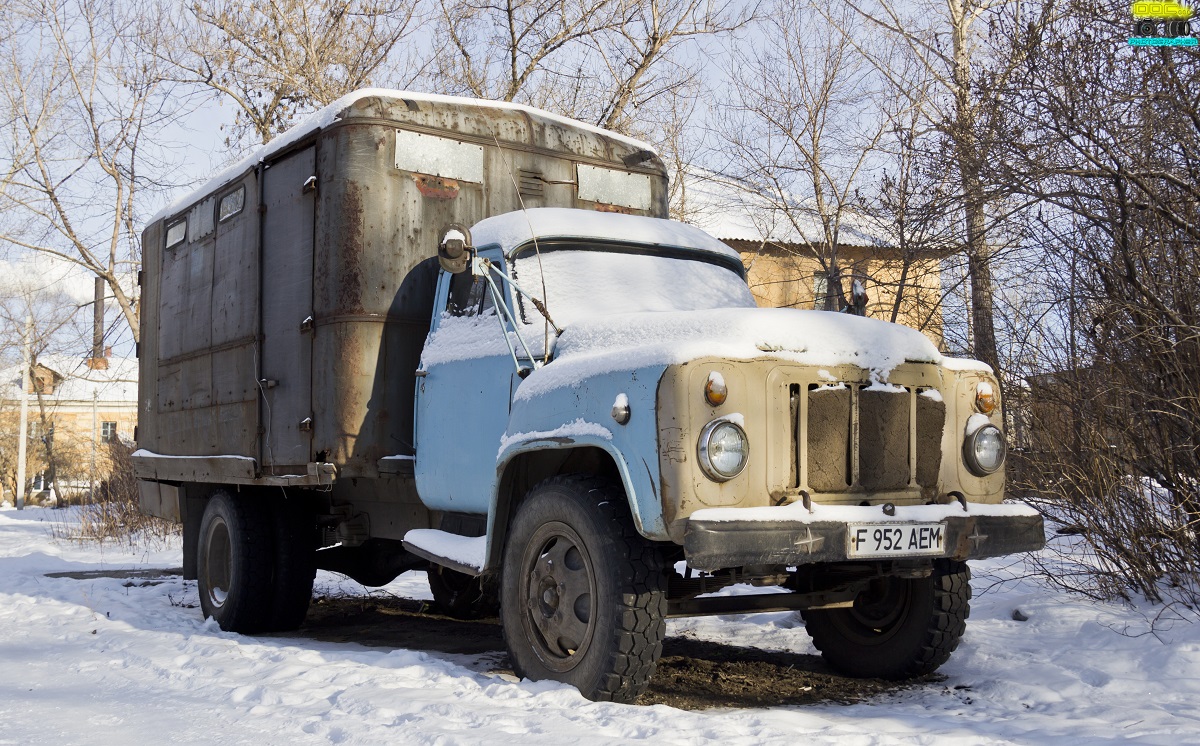 Восточно-Казахстанская область, № F 952 AEM — ГАЗ-52-01