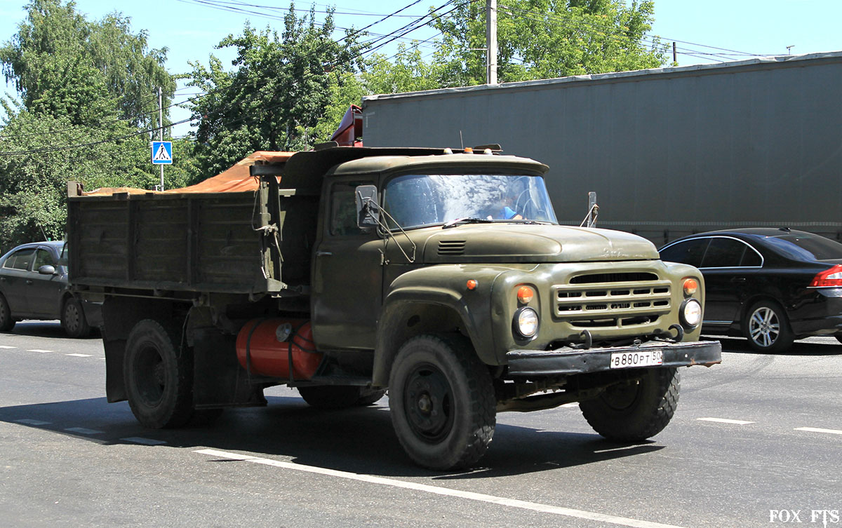 Московская область, № В 880 РТ 50 — ЗИЛ-495710