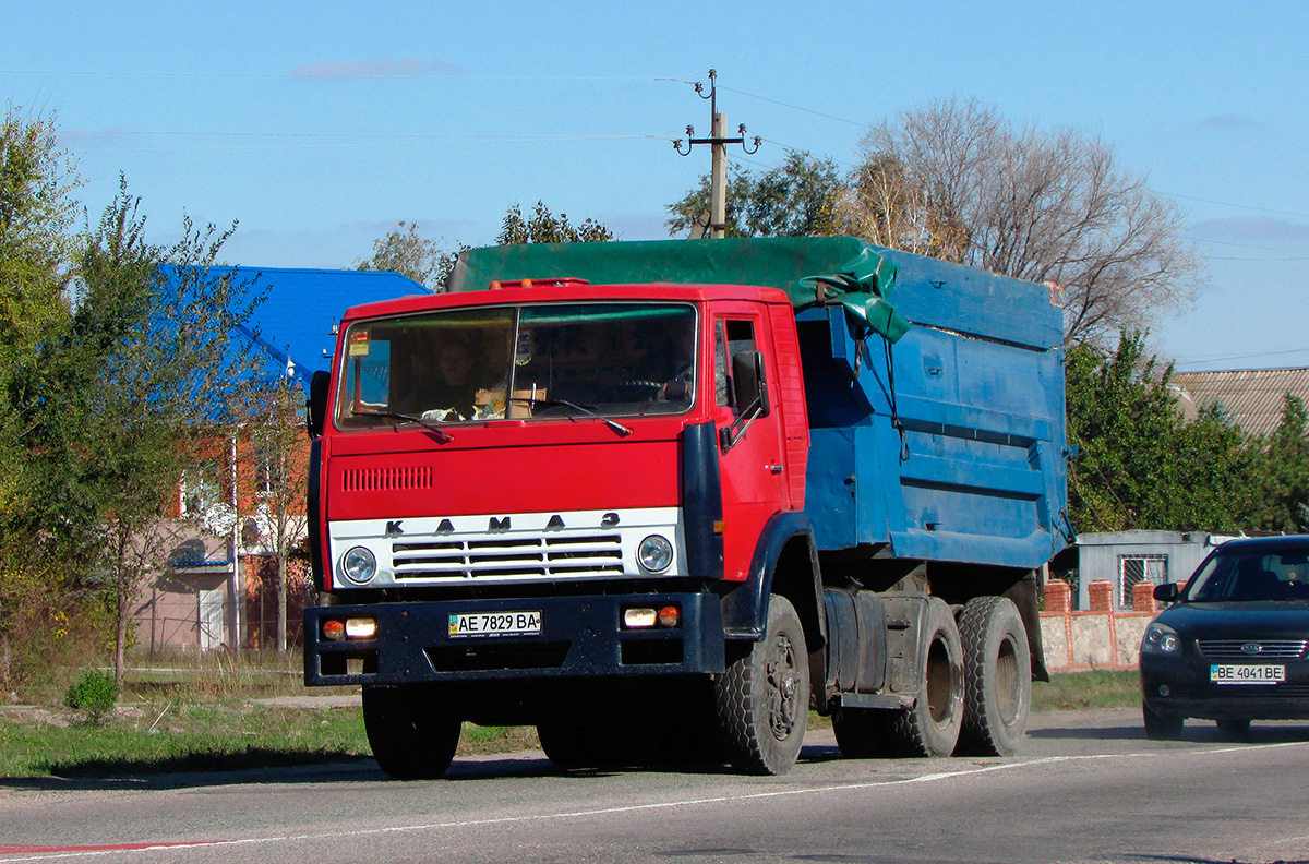 Днепропетровская область, № АЕ 7829 ВА — КамАЗ-55111 (общая модель)