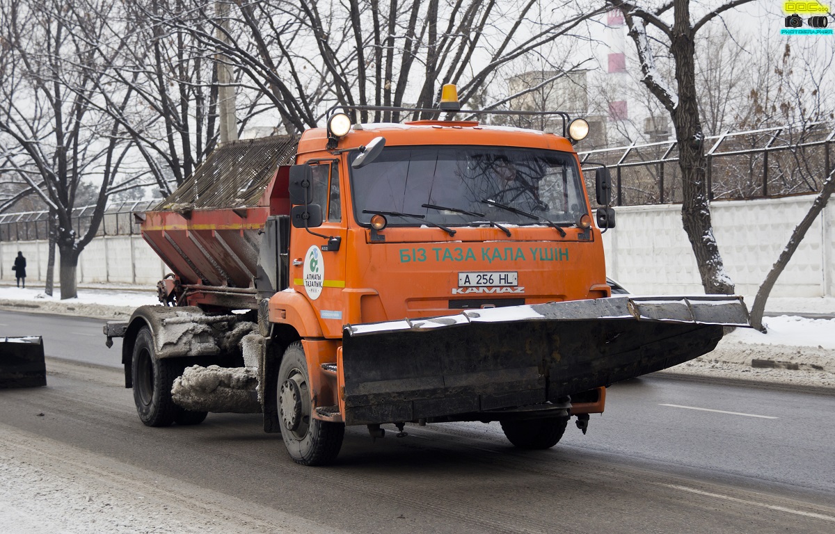 Алматы, № A 256 HL — КамАЗ-43253 (общая модель)