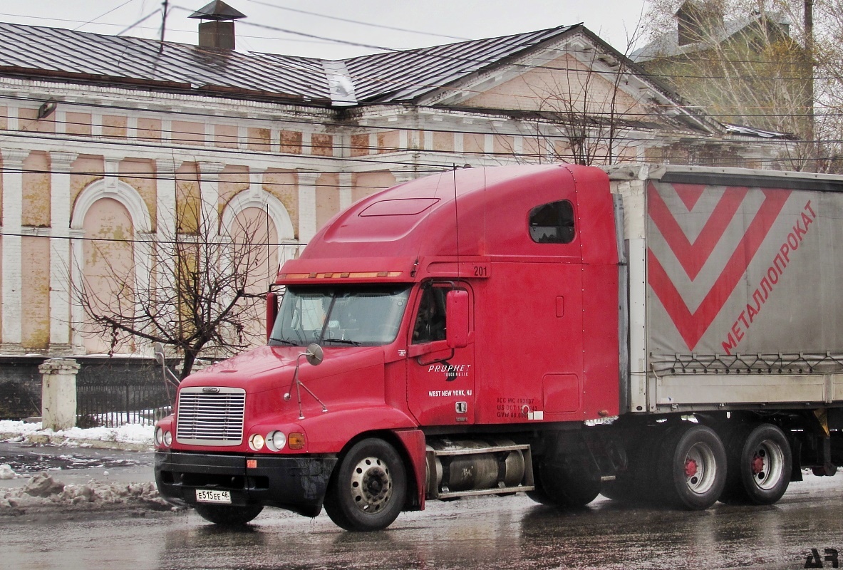 Липецкая область, № Е 515 ЕЕ 48 — Freightliner Century Class