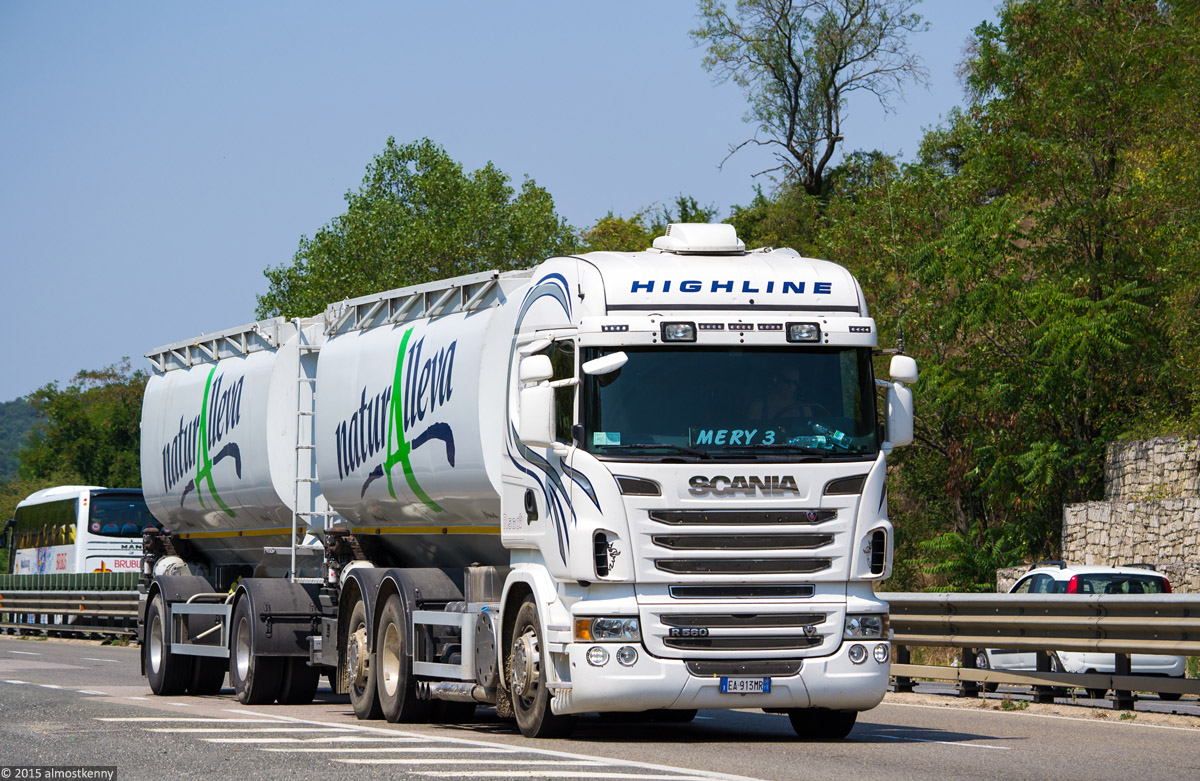 Италия, № EA 913MR — Scania ('2009) R560