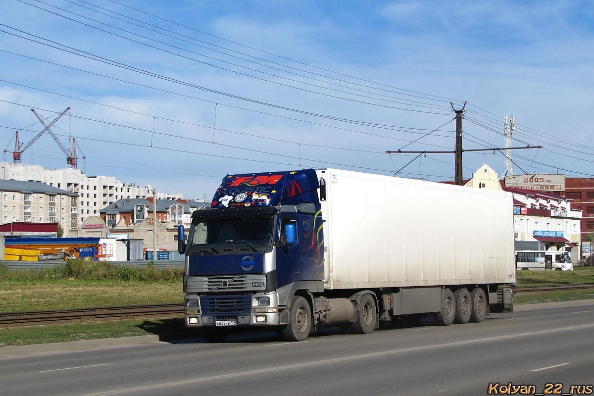 Новосибирская область, № А 822 ХВ 154 — Volvo ('1993) FH-Series