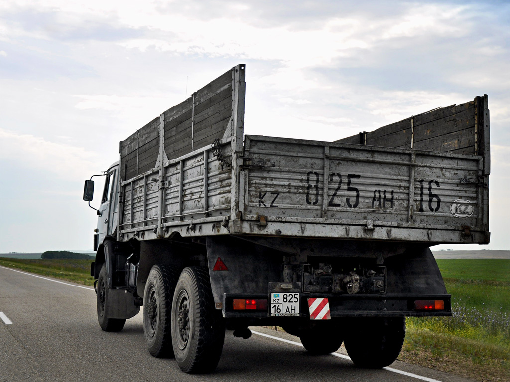 Восточно-Казахстанская область, № 825 AH 16 — КамАЗ-43101