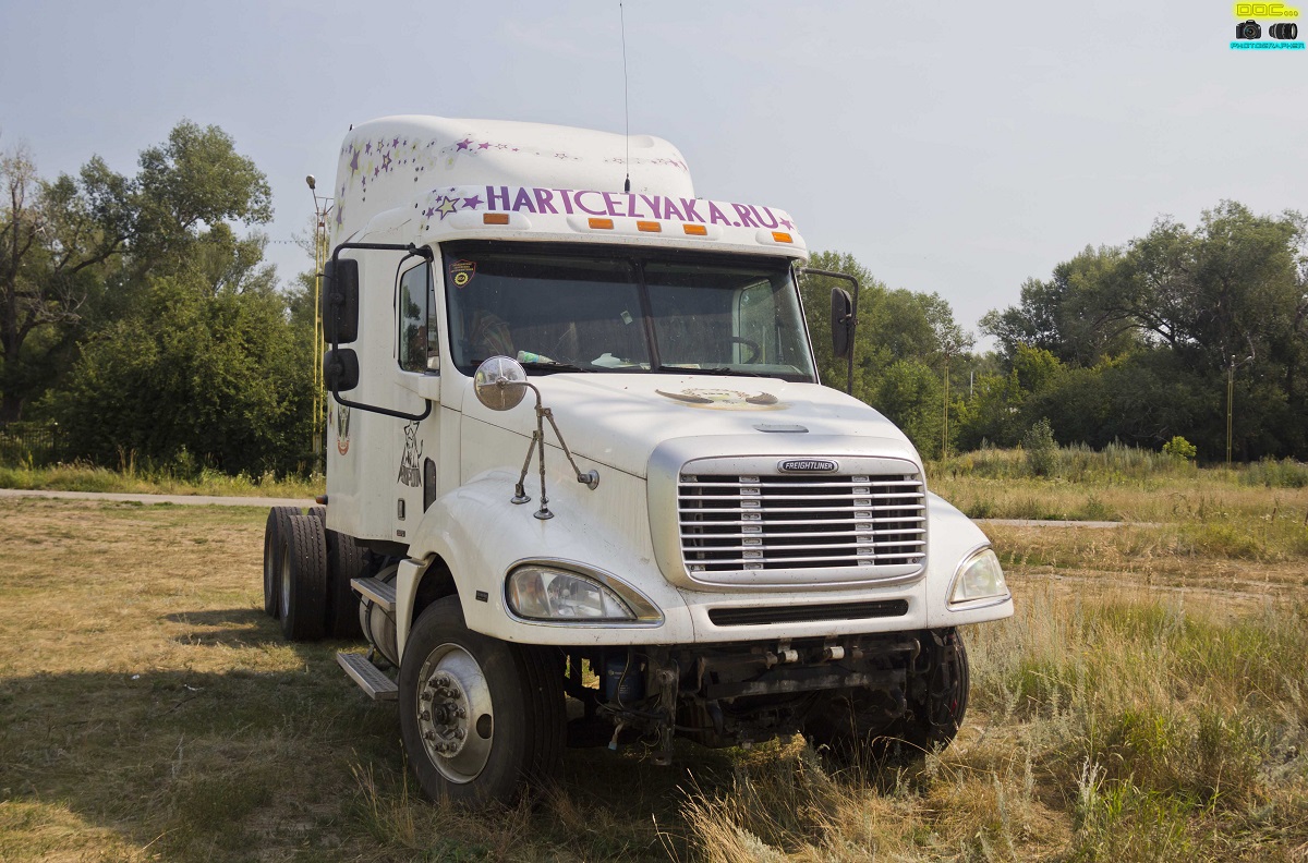 Алтай, № Р 489 РР 04 — Freightliner Columbia