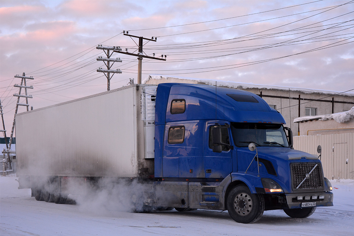 Алтайский край, № Н 480 РА 22 — Volvo VNL780