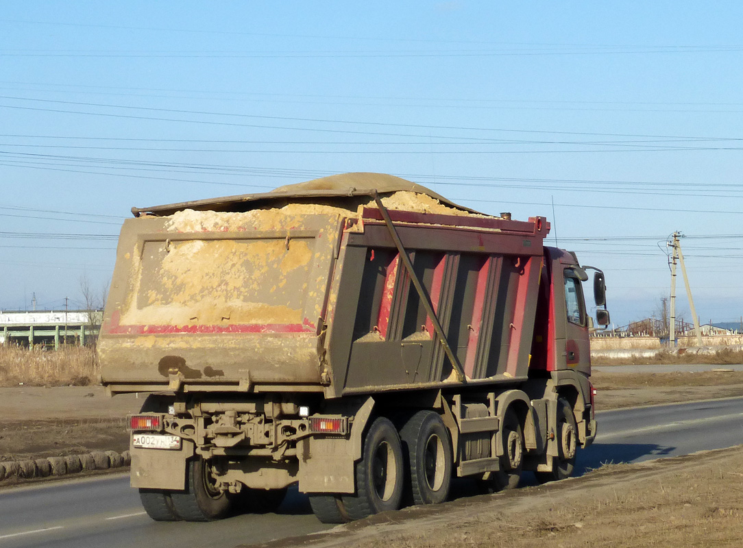 Волгоградская область, № А 002 УН 134 — Volvo ('2010) FMX.440 [X9P]